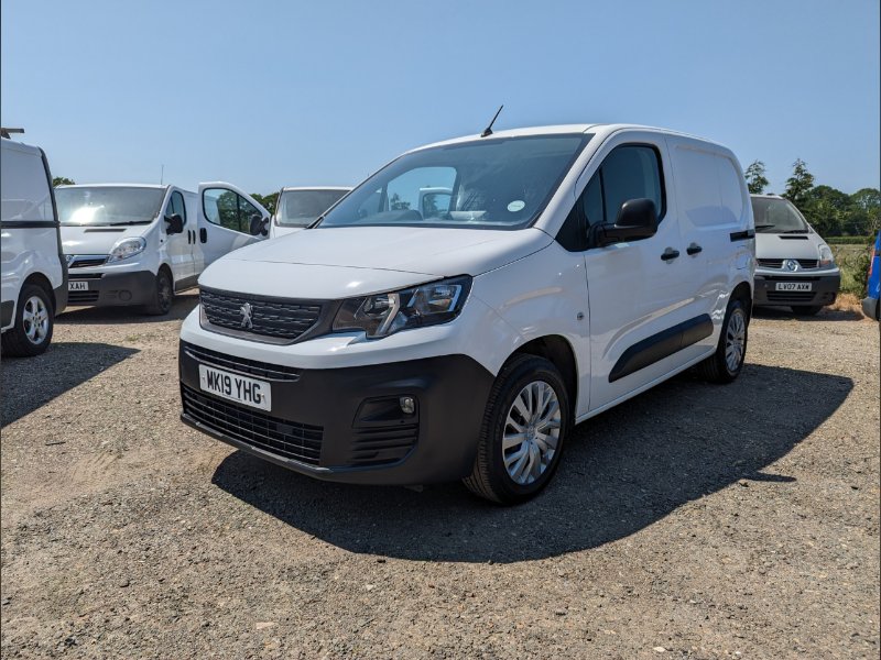 Used Vans for sale in Horley, Surrey Gatwick Vans
