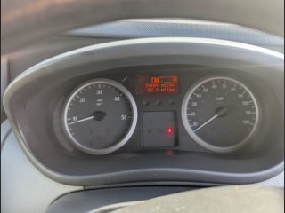 /photos/9833/b616e42f-ad37-f0b6-c28a-e95d3f4f0b79_i320x240.jpg